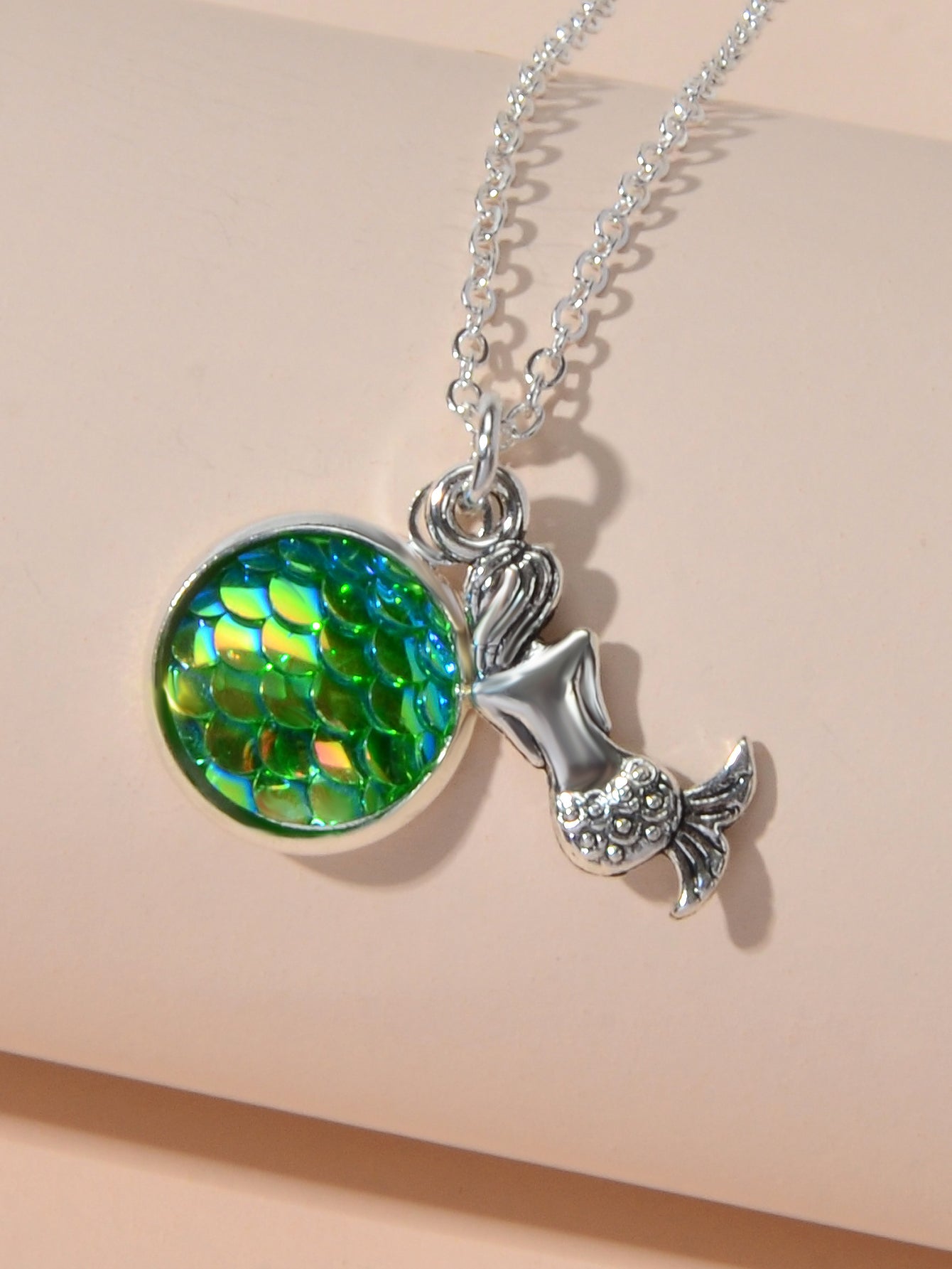 American Jewellery Silver Chain Mermaid Fish Scales Round Boho Chic Necklace-4