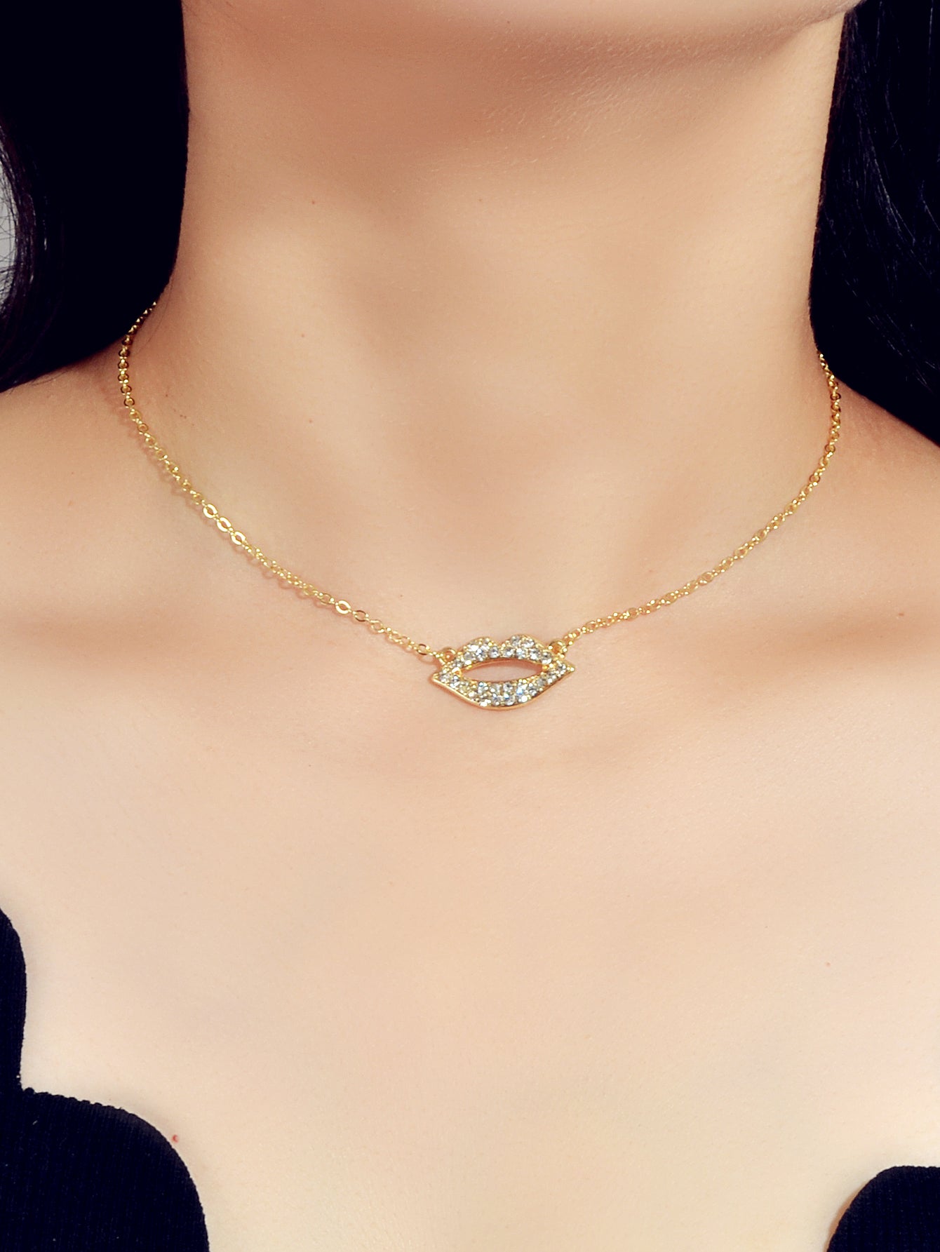 Gift Jewellery Valentine's Day Gold Chain Rhinestone Love Lips Pendant Necklace-4