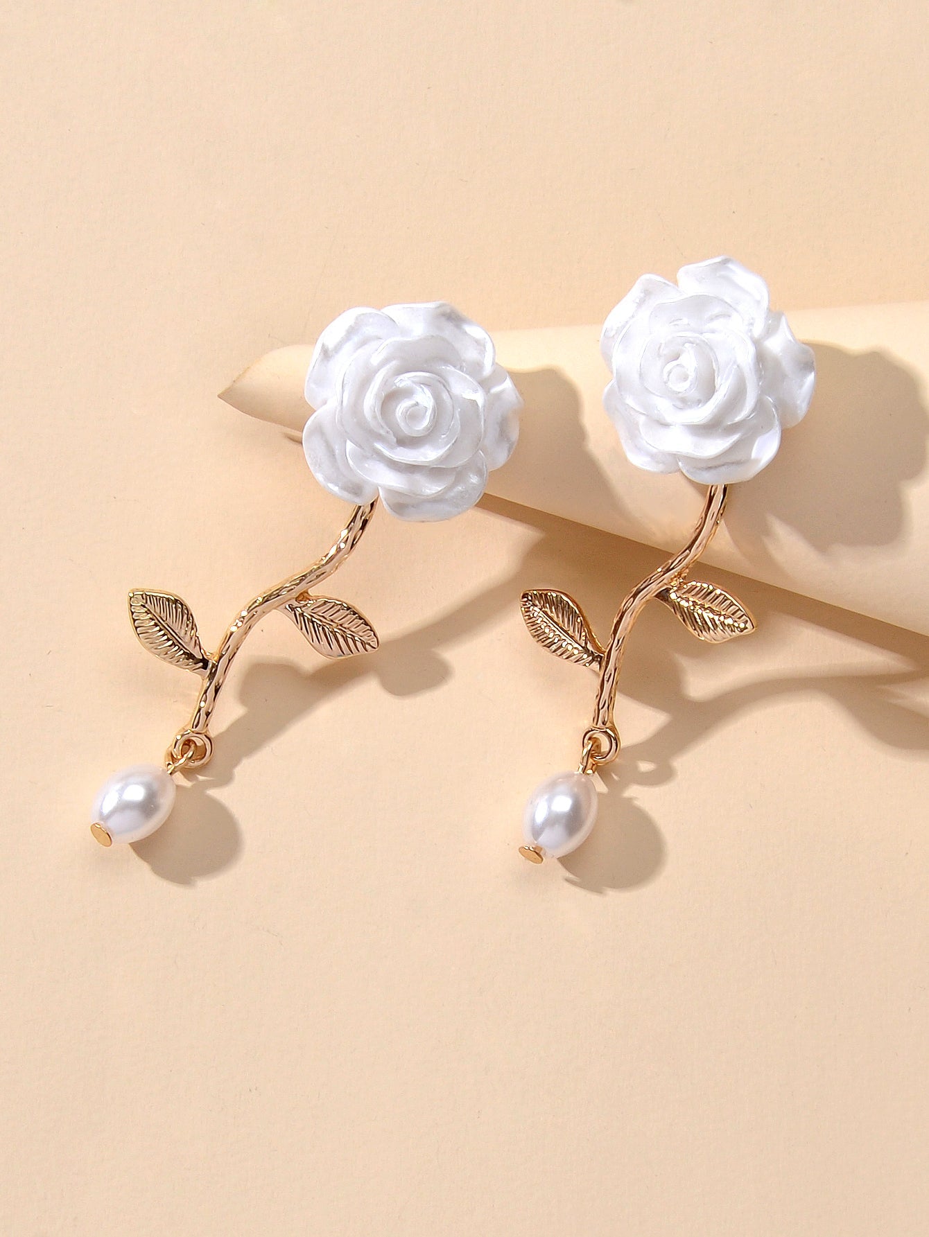 Elegant Resin Flower Leaf Pearl Charm Dangling Classic Stunning Bridal Earrings-2