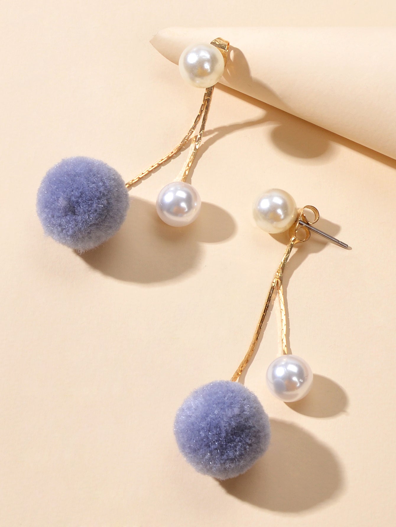 Retro Gold Chain Pearl Decor Ball Dangle Earrings Designer Jewellery Ear Jacket-2