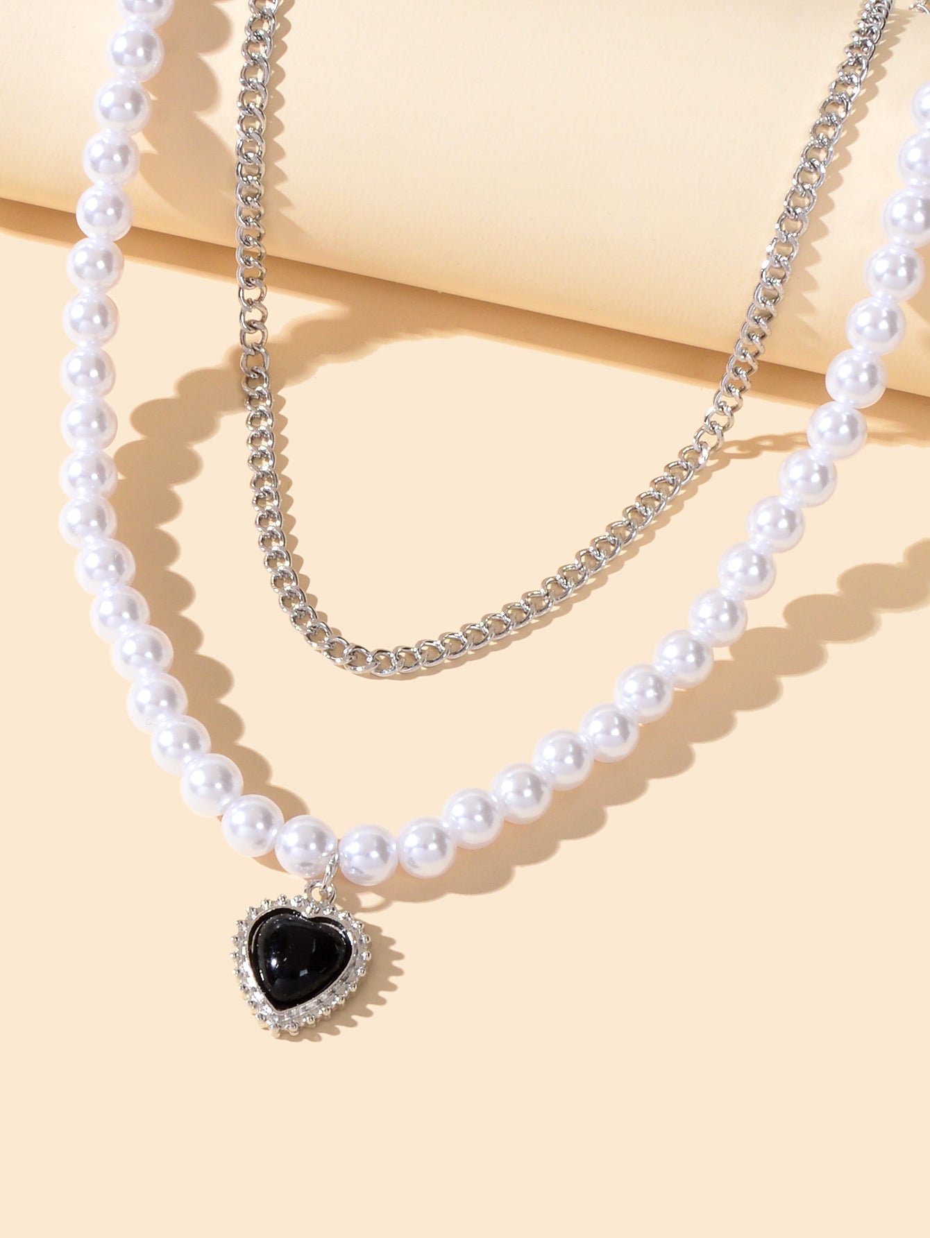 Textured Double layer Silver Pearl Chain Black Heart Necklace Retro Jewellery-2