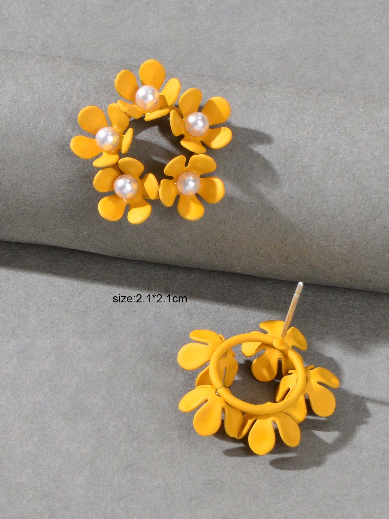 Delicate Pearl Decoration Yellow Flower Stud Hypoallergenic Small Women Earrings-3