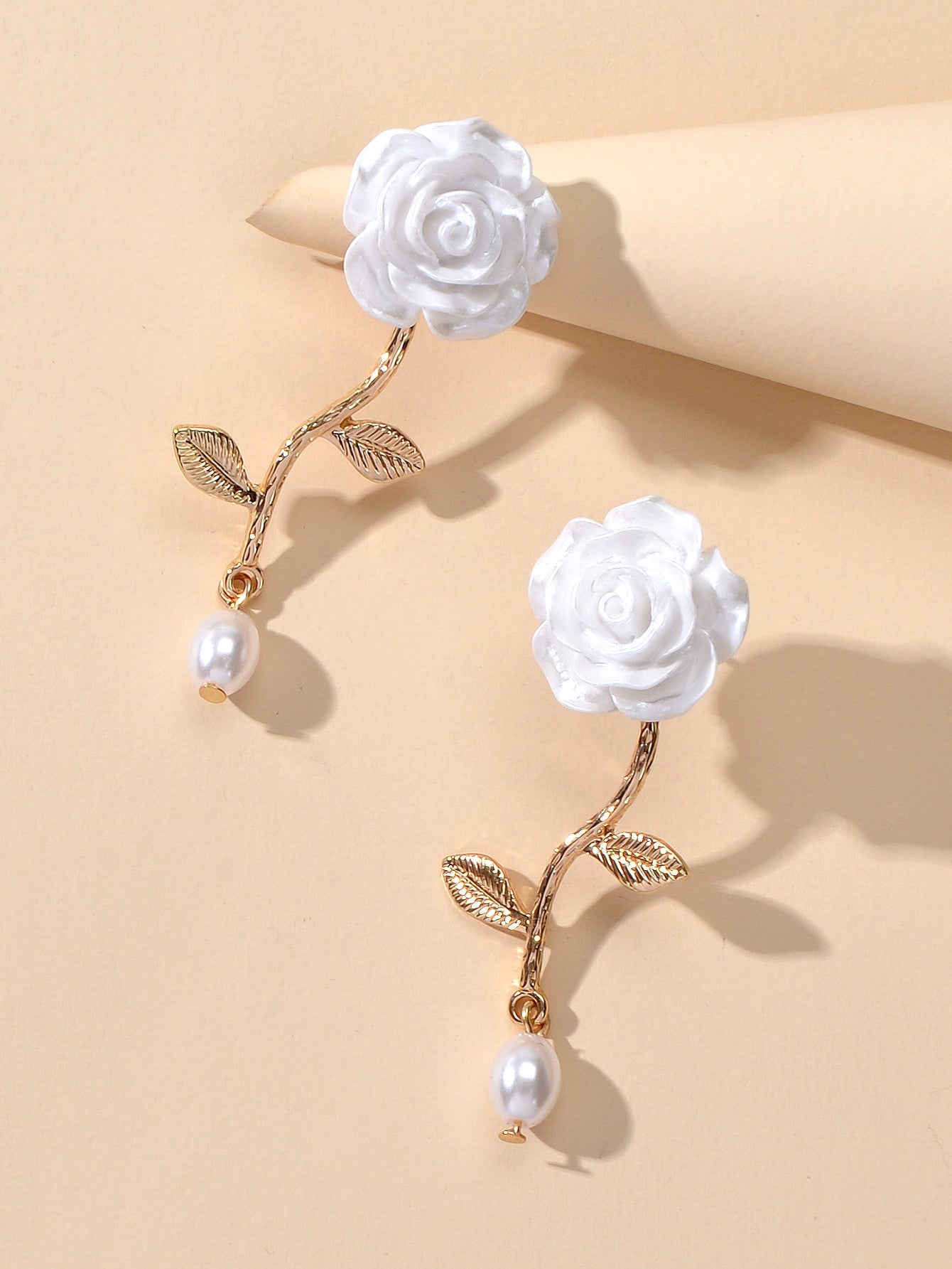 Elegant Resin Flower Leaf Pearl Charm Dangling Classic Stunning Bridal Earrings-3