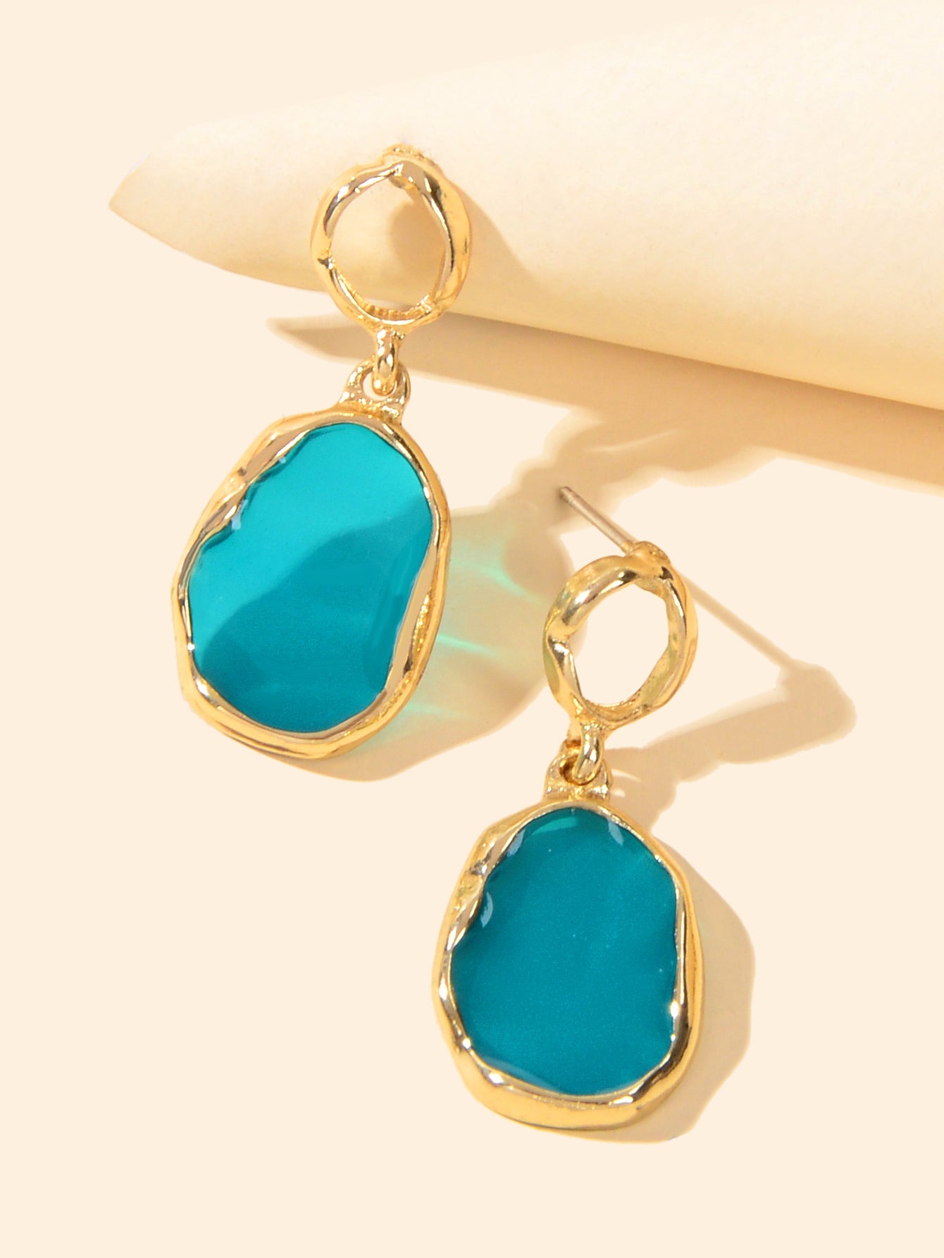 Blue Resin Gold Plated Geometric Hypoallergenic Stud Transparent Trendy Earrings-3