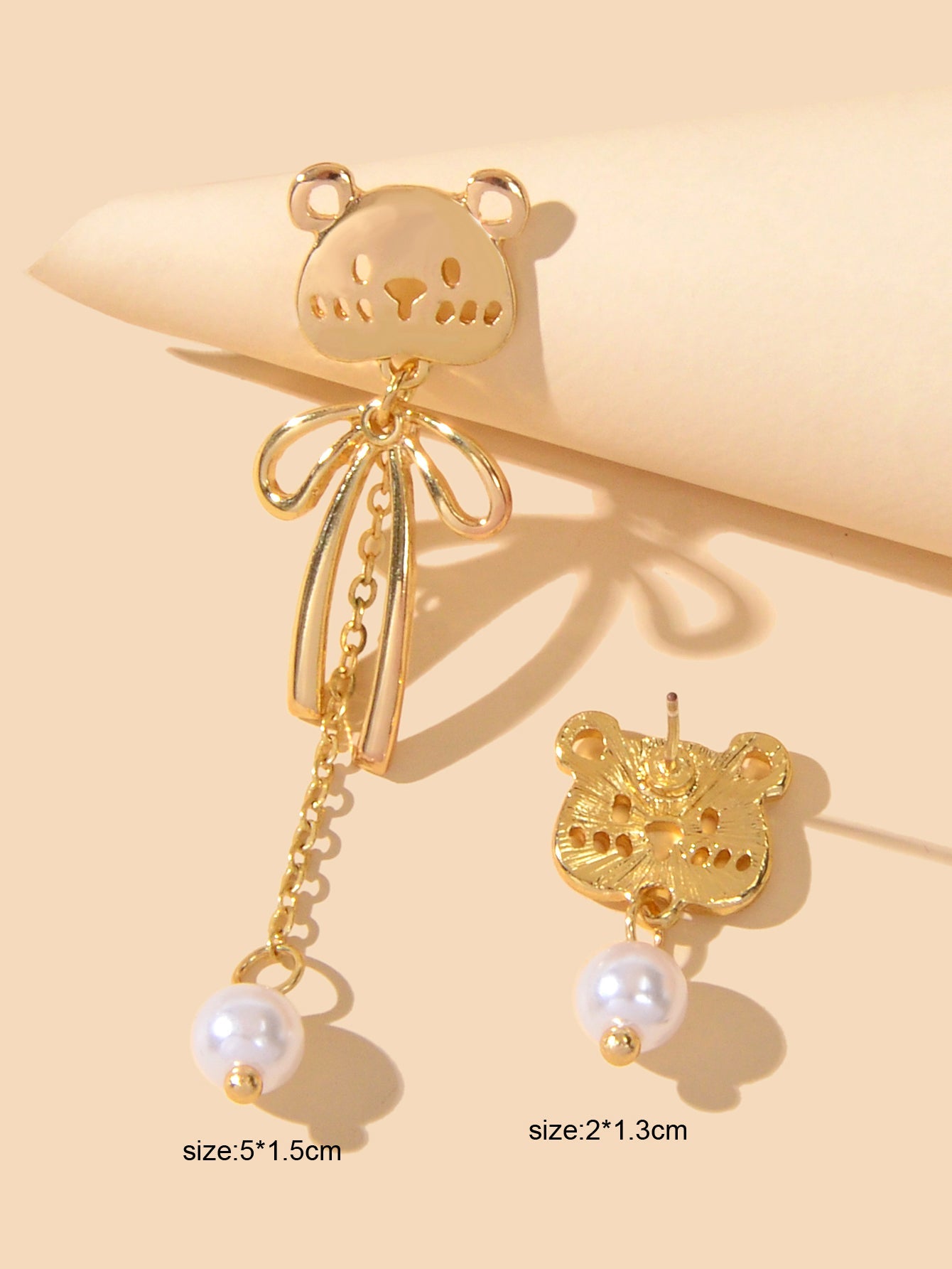 Asymmetrical Pearl Decoration Gold Long Chain Bear Dangle Stud Pierced Earrings-3
