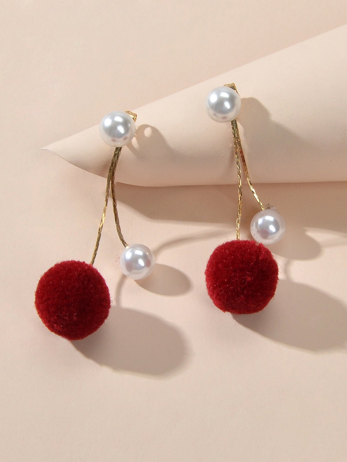 Retro Gold Chain Pearl Decor Ball Dangle Earrings Designer Jewellery Ear Jacket-5
