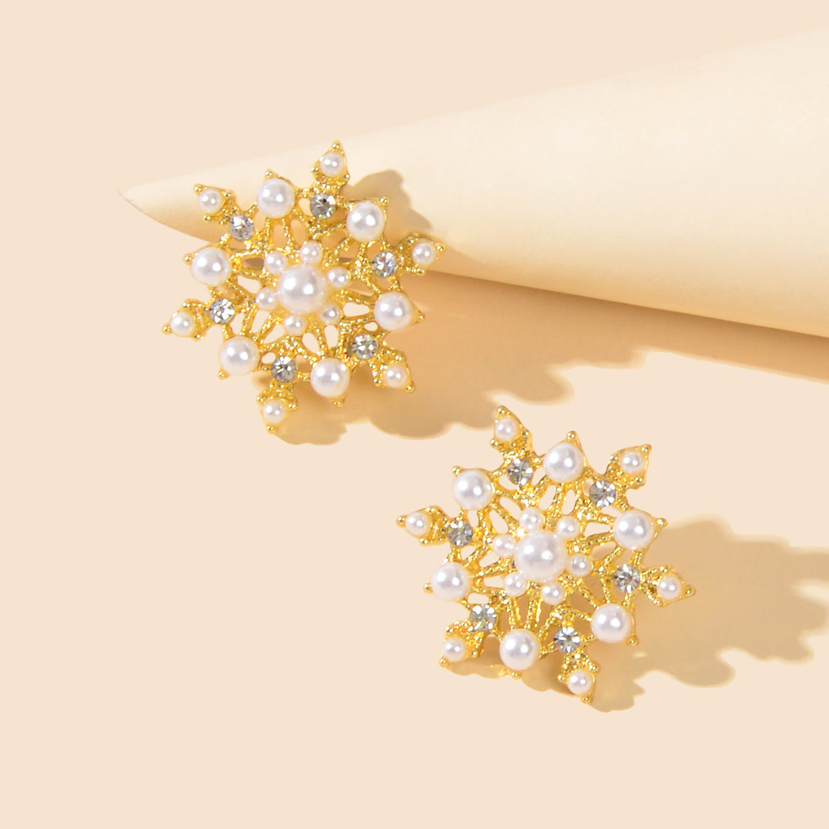 Pearl Rhinestone Gold Snowflake Stud Earrings Women Christmas Party Decoration-0