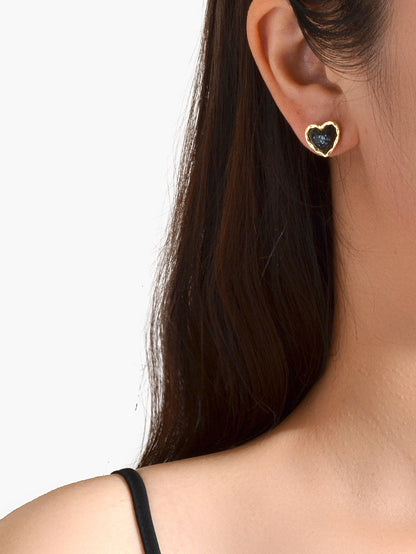 Exquisite Lightweight White Black Resin Heart Stud Earrings Valentine Jewellery-4