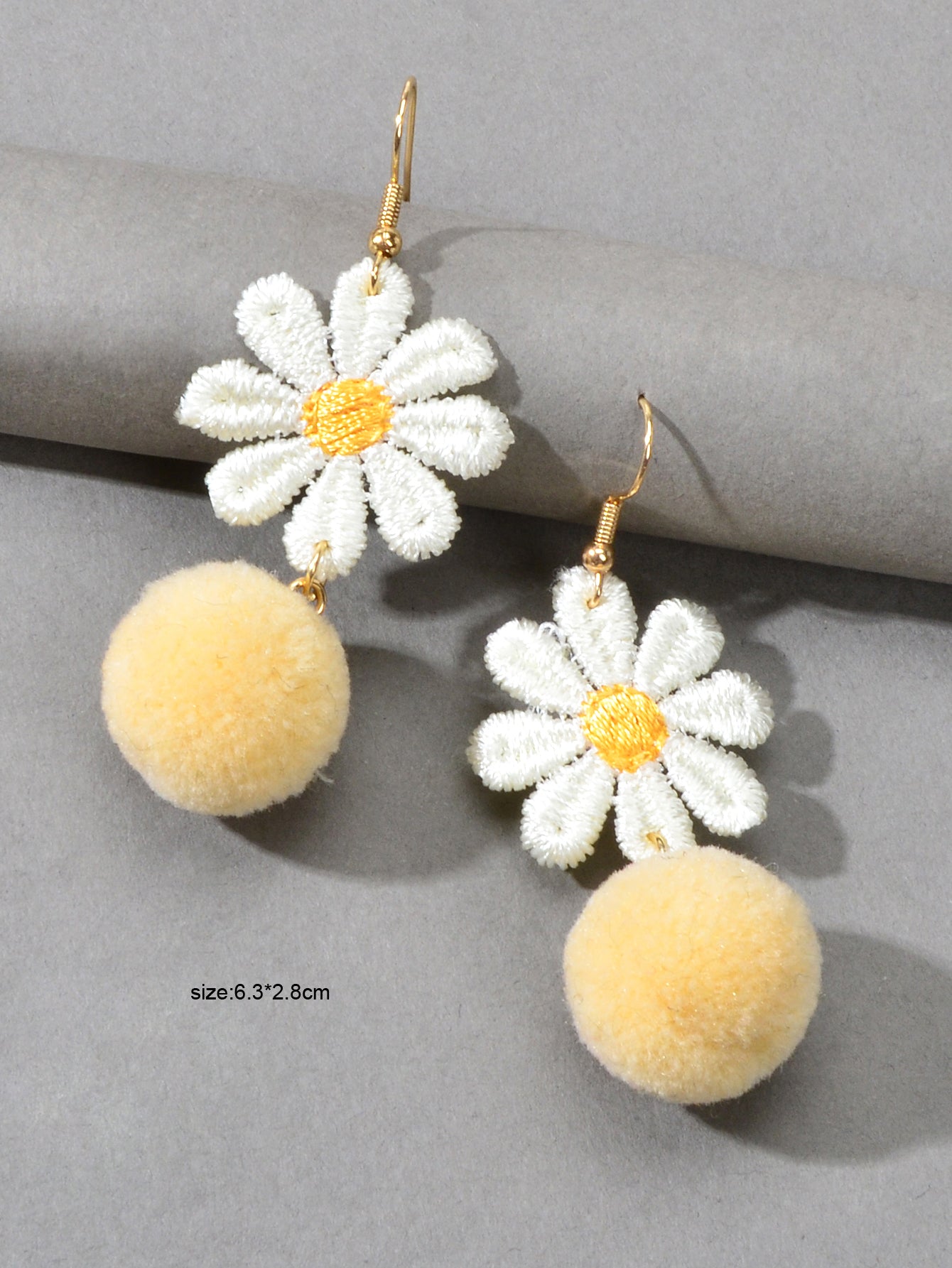 Party Decoration for Women White Flower Yellow Ball Drop Gift Earrings For Women-2