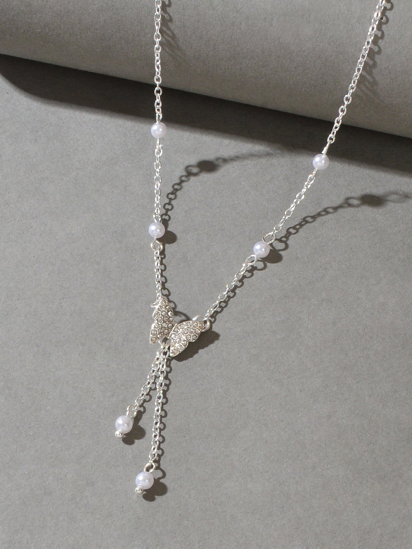 Sparkling Butterfly Pendant Y-Drop Necklace Tassel Clavicle Collar Women Jewelry-2