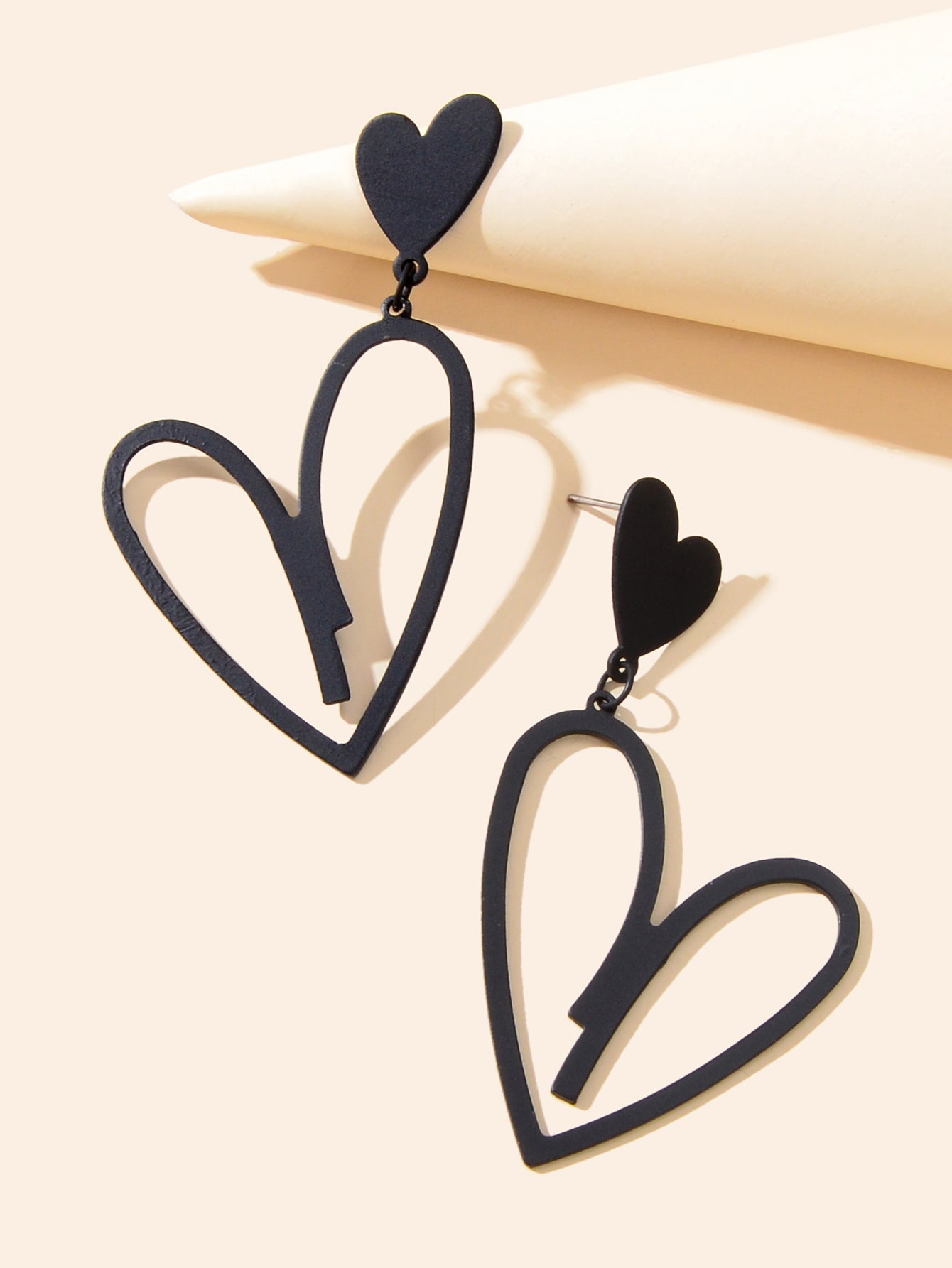 Large Hollow Love Heart Pendant Dangle Earrings for Girls Party Dating Jewellery-2