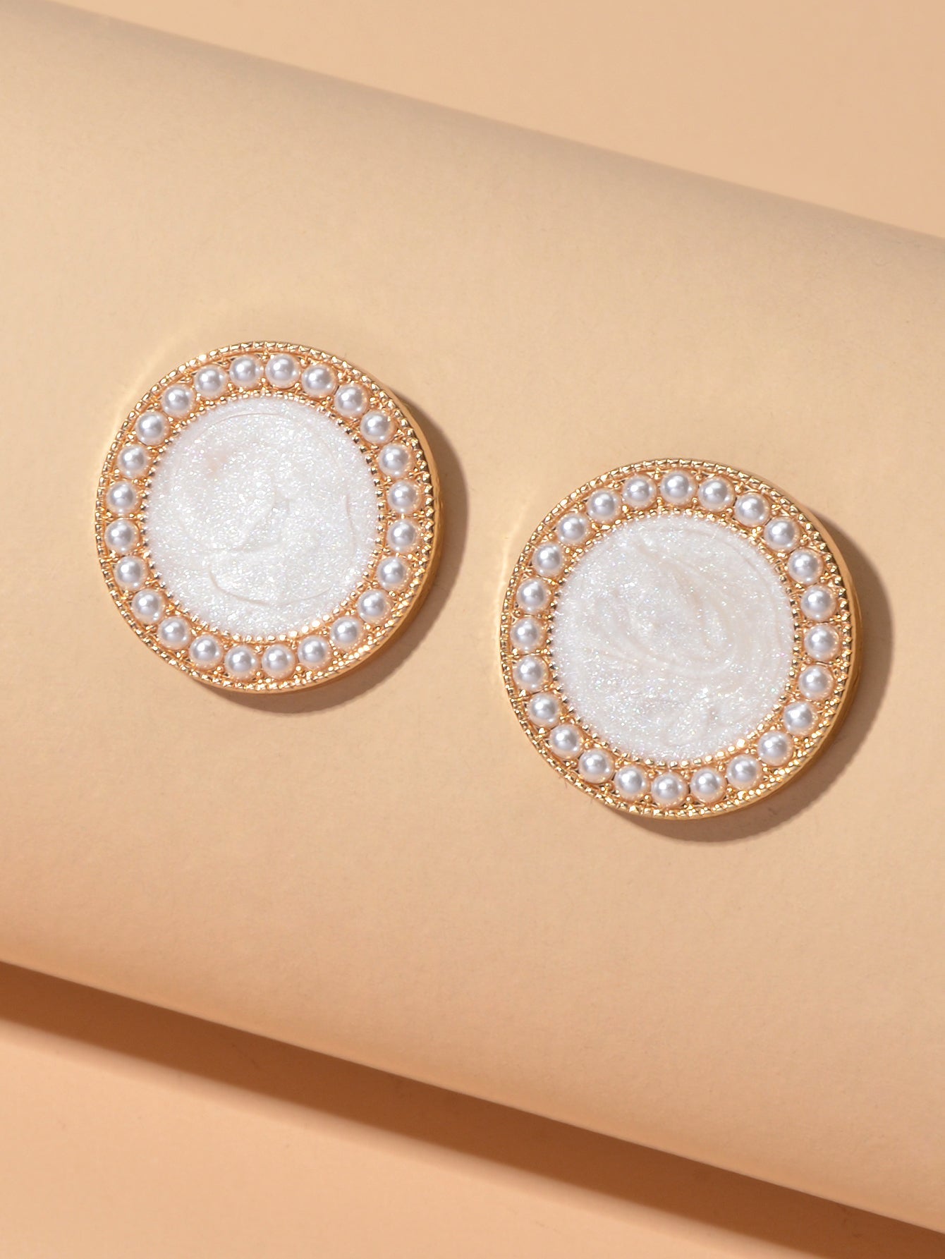 Elegant Pearl Decor Black Enamel Round Stud Earrings Women Dinner Party Jewelry-3